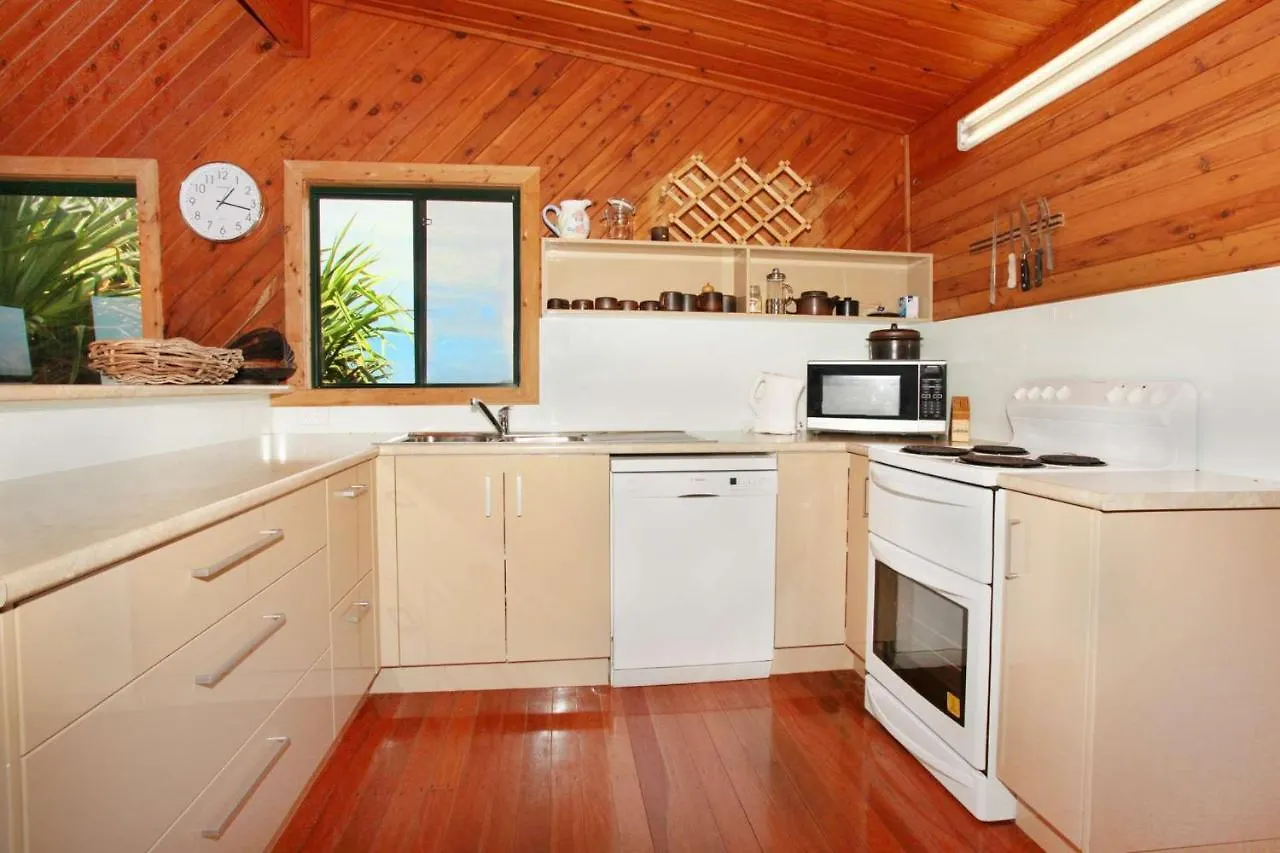 Holiday home 38 Pacific Terrace Villa Coolum Beach